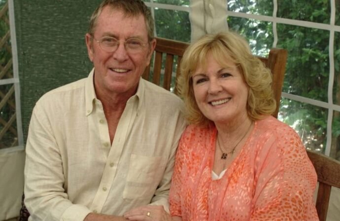 Cathryn Sealey: Was über die Ehefrau von John Nettles wirklich bekannt ist